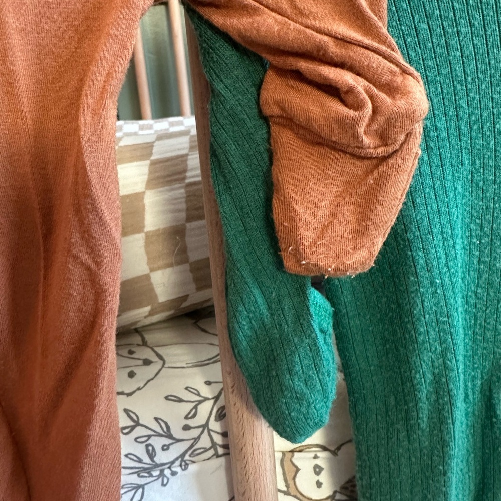 Peregrine Baby Bamboo Sleeper Footie Pajamas Set - Green and Mustard Brown 0-3 - Picture 4 of 5